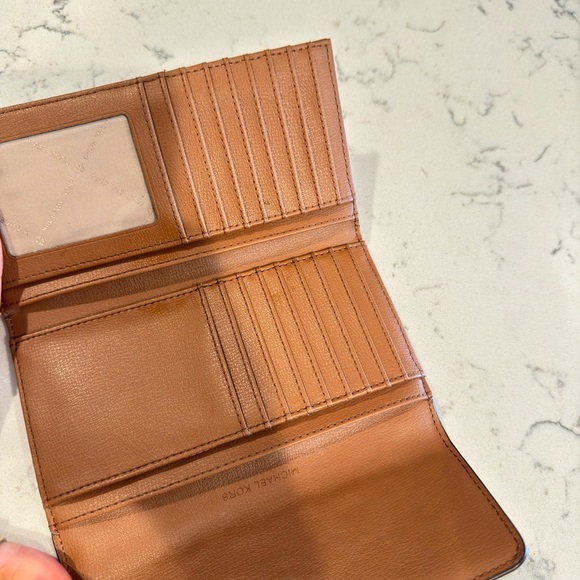 Michael Kors Jet Set leather wallet - Picture 6 of 8